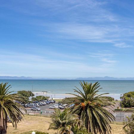 Apartment18Lifestyle Gordons Bay Beachfront Eksteriør billede