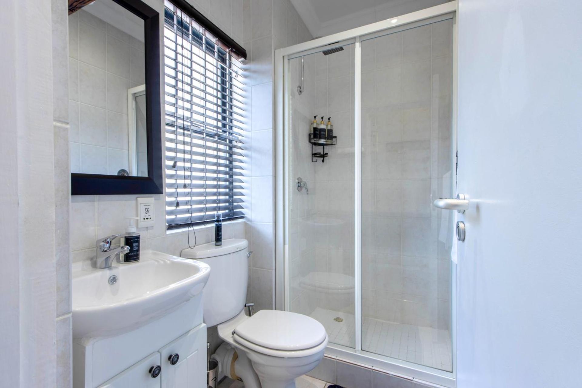 Apartment18Lifestyle Gordons Bay Beachfront Eksteriør billede